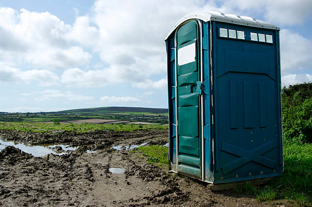 Best Portable Restroom Maintenance and Cleaning  in Bee Ridge, FL